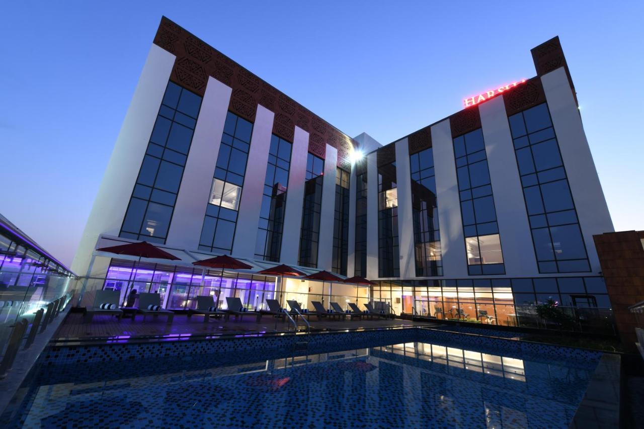 Hotel Harsha The Fern Shivamogga Esterno foto